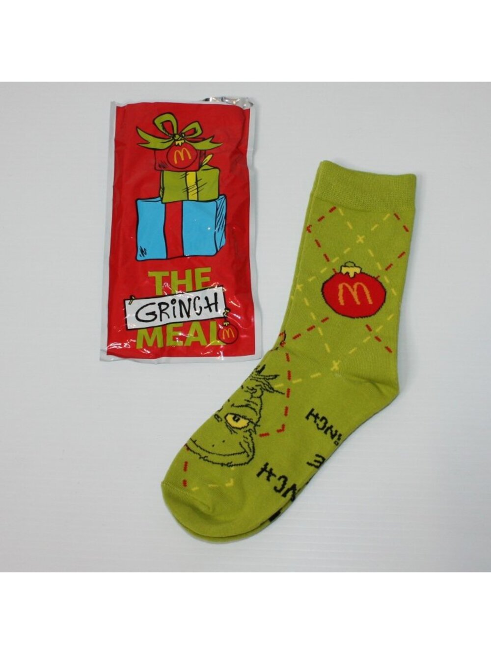 McDonald’s Limited Edition Grinch Meal Socks in Green Color and Unisex Brand NEW